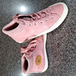 Pink Leather Converse Size 4.5 Youth